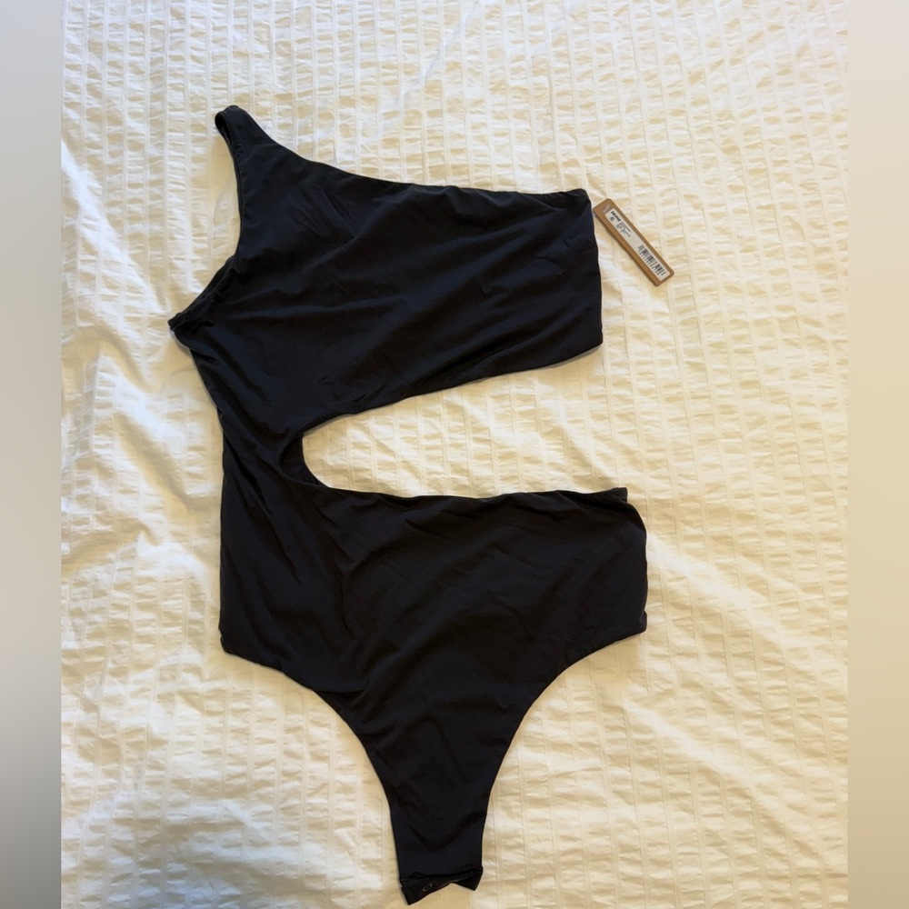 Skims fits everybody cut out bodysuit